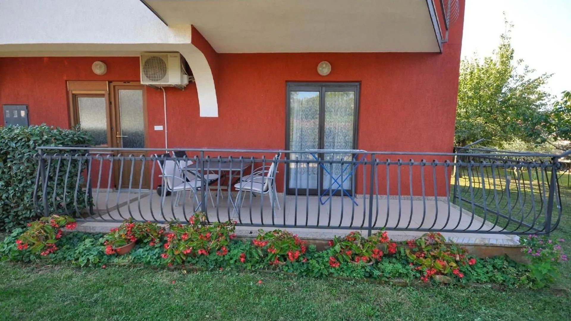 Ferienwohnung Fuer 5 Personen Ca 45 M In Stancija Vinjeri Novigrad, Adriakueste Kroatien Westkueste Von Istrien Karpinjan Apartment
